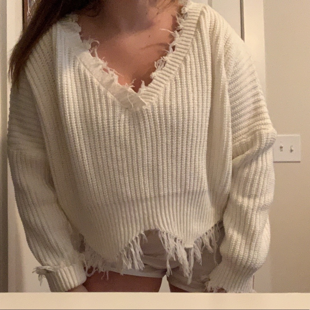 Thick knit white sweater